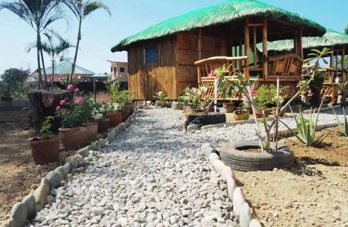 Bacnotan Cottage | Ocean Breeze - Local Cottage