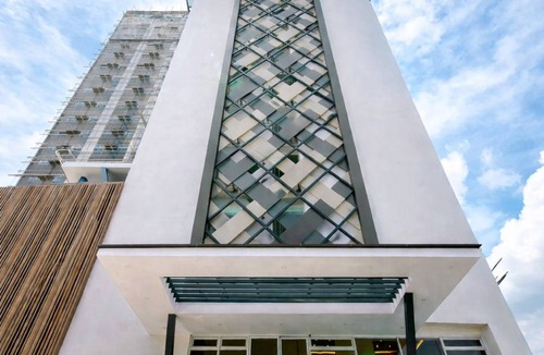 Punta Engano Apartment | Ocean View 1BR near Airport/Pool & Rooftop Terrace