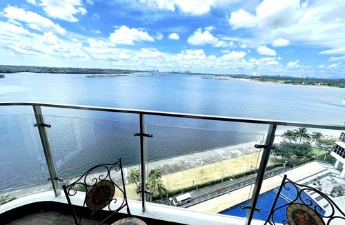 Central District Apartment | Ocean View Family Suite