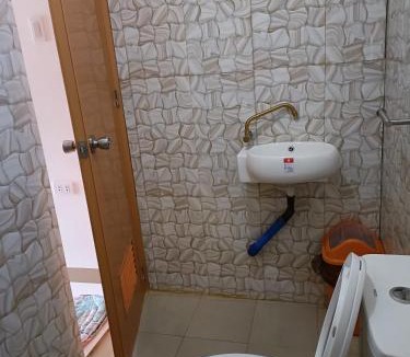 Pagudpud Bed & Breakfast | Ocean View Room Jay Henry's Transient House