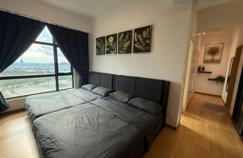 Kuantan Apartment | OceanBay4 12PAX 188TowerView, 2BR, PS4, Netflix A-23-03