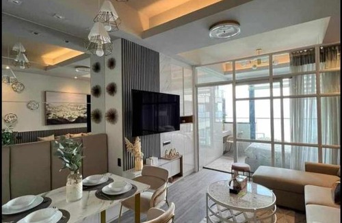 Lapu-Lapu Apartment | OceanView Condo at the Reef Island Resort