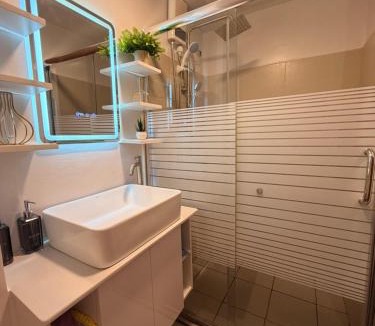 Mandaue Apartment | Ocherez Stays