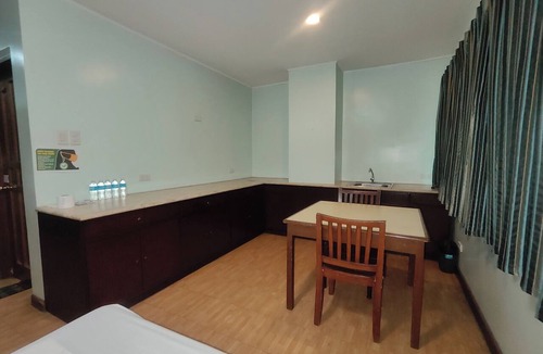 Mandaue Hotel | Oftana Suites Cebu near Oakridge