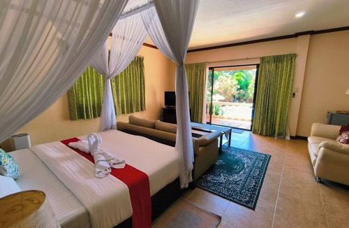 Santa Fe Hotel | Ogtong Cave Resort