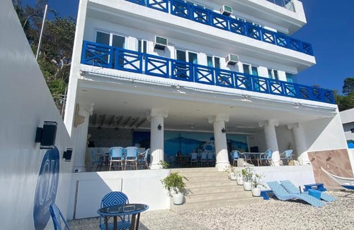 Bauan Hotel | OIA by Seascape