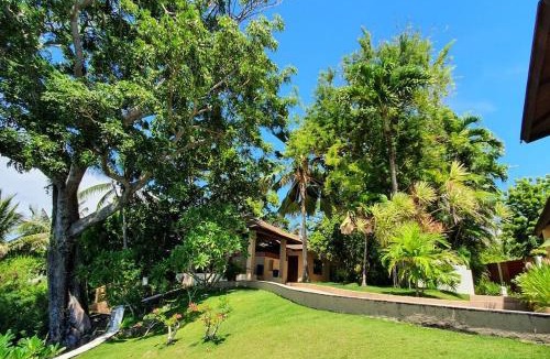 Tabogon Villa | Ojo Dorado (The Pavilion Room)