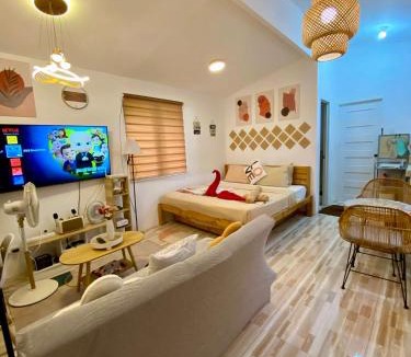 Olango Island Villa | Olango Island - S&E-2 Tiny Guest House Fully Furnished with Hot Shower, Washer, Wi-Fi, Netflix & King-size Bed