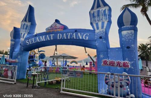 Lumut Villa | Omari - Tiara Bay Marina Island Lumut Homestay