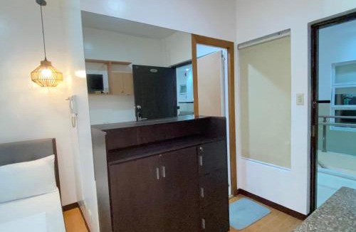 Las Pinas Hostel | Omni Dormitel