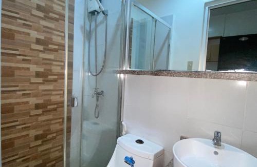 Las Pinas Hostel | Omni Dormitel