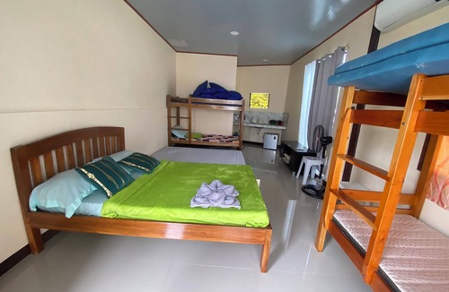 El Nido Apartment | One bedroom apartment with wifi and air-condition.