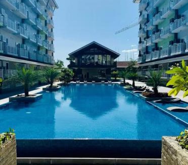 Mactan Export Processing Zone Resort | One Bedroom Units Near Mactan Airport Free Wifi with Pool and Gym