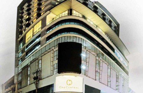 Downtown Cebu Hotel | One Central Hotel & Suites