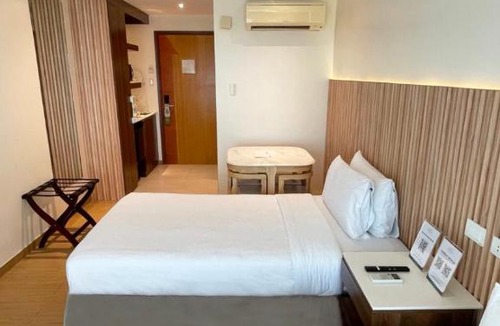 Canlubang Hotel | One Tagaytay Place Hotel Suites