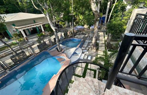 Sipocot House | One With Nature Guest House and Events Place