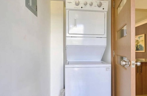 Punal Condo | Open Terrace| 3 BED| BBQ| 1ST FLR| SMART TV