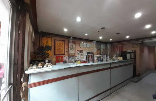 Santa Cruz Hotel | OYO 1011 First Hotel