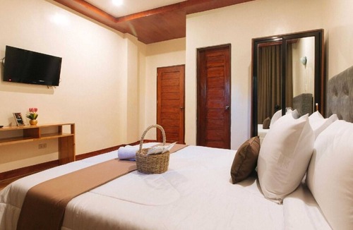 Indang Hotel | OYO 1152 Hotel Precious Garden Place