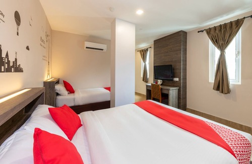 Daerah Kulai Hotel | OYO 429 Sunlight Hotel