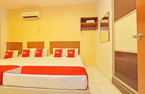 Taman Merdeka Hotel | OYO 582 Hotel Walk Inn