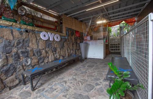 Antipolo Hotel | OYO 588 Sunrock Resort