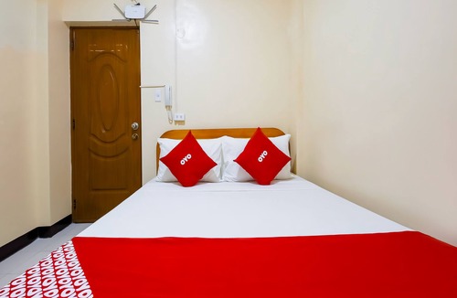 Baclaran Hotel | OYO 836 E & H Residences