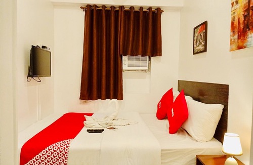 Guadalupe Nuevo Hotel | OYO 888 City Stay Inns Fortview BGC