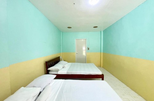 Oslob Hotel | OYO 899 Merie Diz Sunrise Beach Resort