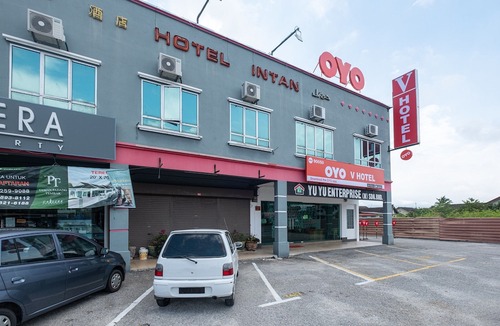 Teluk Intan Hotel | OYO 90050 V Hotel