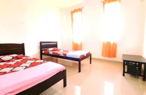 Kok Lanas Hotel | OYO 90351 Kl Homestay Express