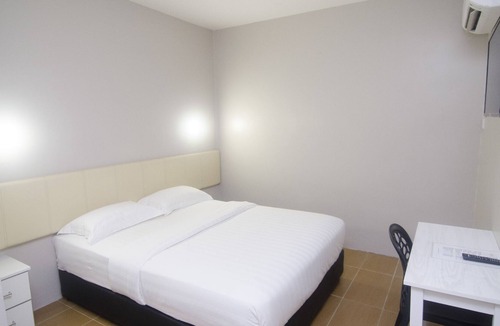 Kuala Tahan Hotel | OYO 90565 Teresek View Motel