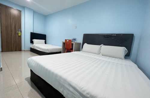 Kampung Stampin Hotel | OYO 90621 Stutong Stay