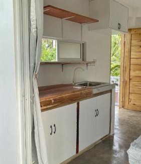 General Luna House | Padayon Island Stay