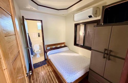 Port Barton House | Pads Guesthouse