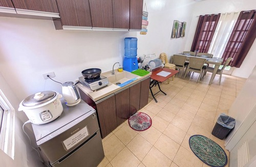 Dauis House | Panglao 4 Bedroom Family and Group House With Pool