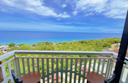 Dauis Apartment | Panglao Sea View Condo - Pool & Wi-Fi - Suite 918