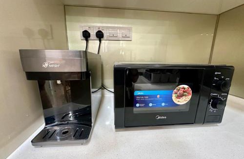 Taman Bukit Mewah Apartment | Paradigm Residence Comfort One Bedroom with WiFi Netflix
