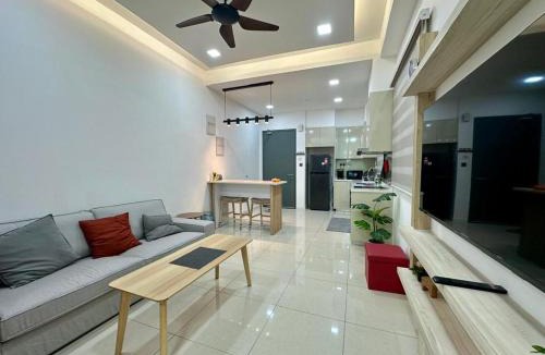 Taman Bukit Mewah Apartment | Paradigm Residence Comfort One Bedroom with WiFi Netflix