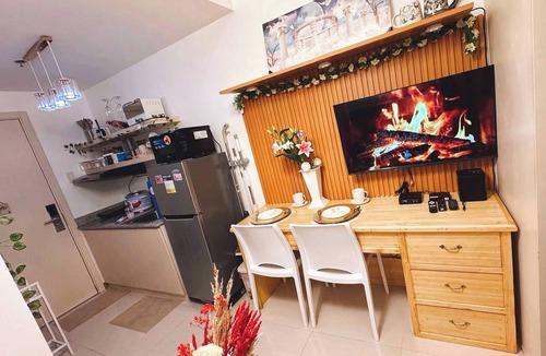 Las Pinas Condo | Paradise Staycation At South!