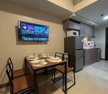 Bonifacio Global City Apartment | Park McKinley West unit 9Y Tower B