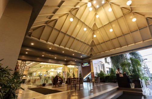 Santa Rosa Hotel | Paseo Premiere Hotel