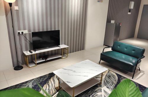 Kampung Kepayang Apartment | Pavilionvillie M1T11 by irainbow
