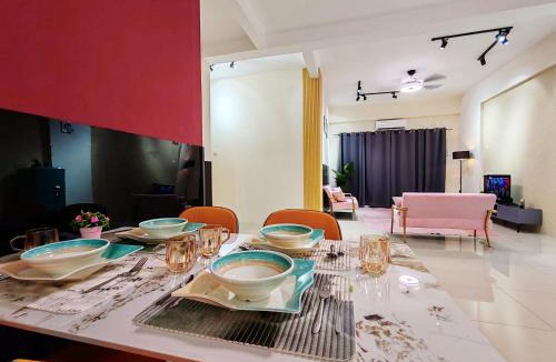 Kampung Kepayang Apartment | Pavilionvillie M1T695 by irainbow