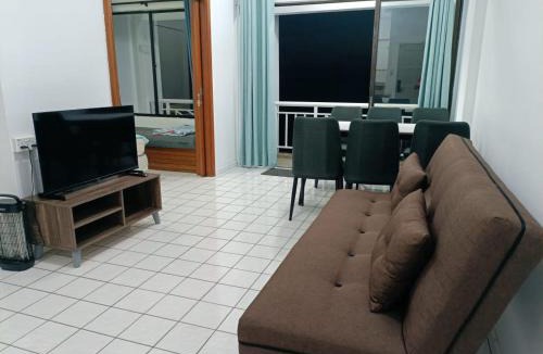 Taman Haji Zainal Apartment | PD Paradise Lagoon North Penthouse B-2-4