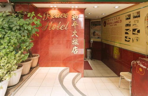 Santa Cruz Hotel | Peace Hotel by RedDoorz