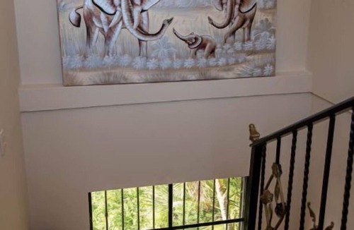 Barrio Las Yaguitas Villa | Peaceful culdesac orchid villa, pool, work ergo