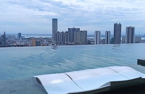 George Town Condo | Penang Georgetown family couple staycation holiday home Beacon suite deal Komtar