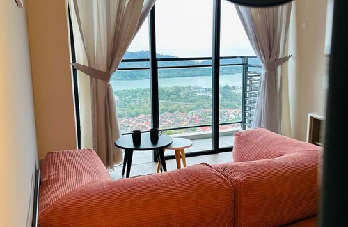 Kampung Sungai Nibong Apartment | Penang HomeStay at Iconic Regency