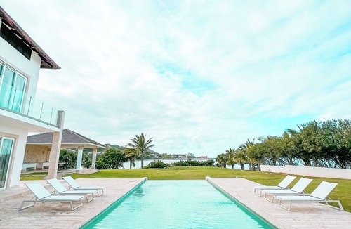 Los Brazos Villa | Peninsula Esmeralda - SAPPHIRE Villa - Luxurious space & place to celebrate